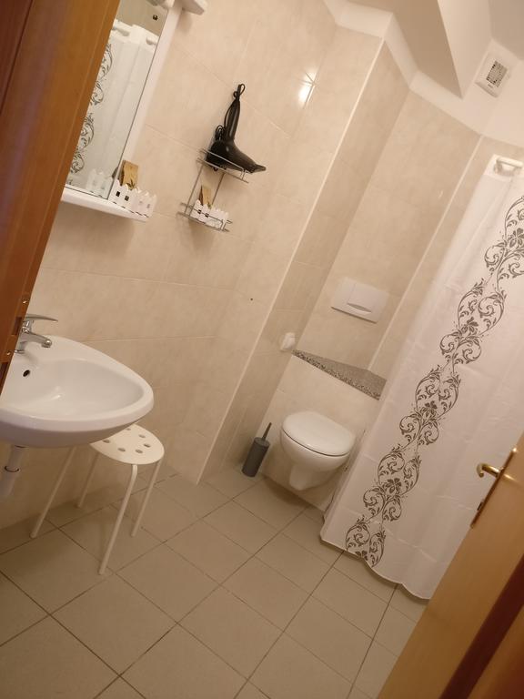 Garnì Al Laghet Hotel Tenno Buitenkant foto